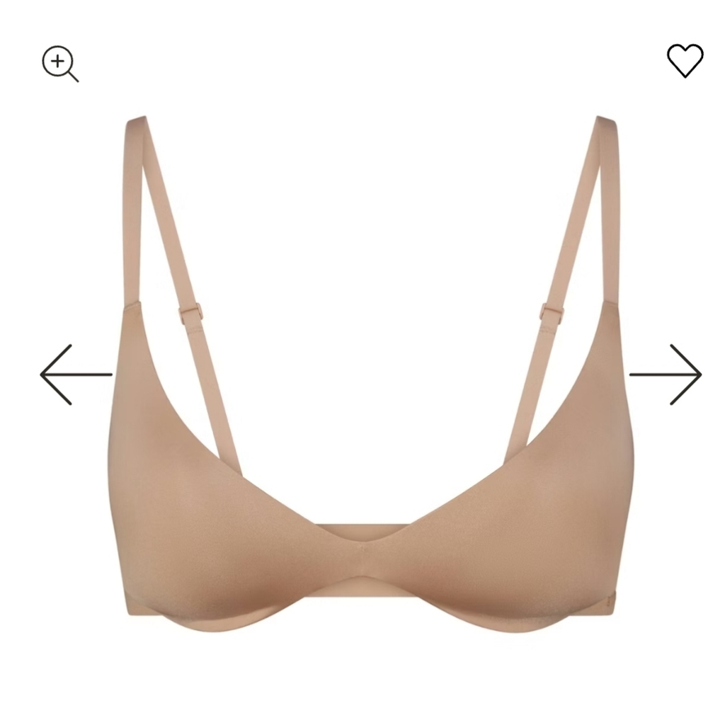 SKIMS Wireless Form Super Push Up Bra